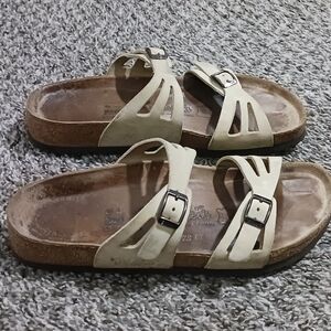 Birkenstock Cream Sandals‎
